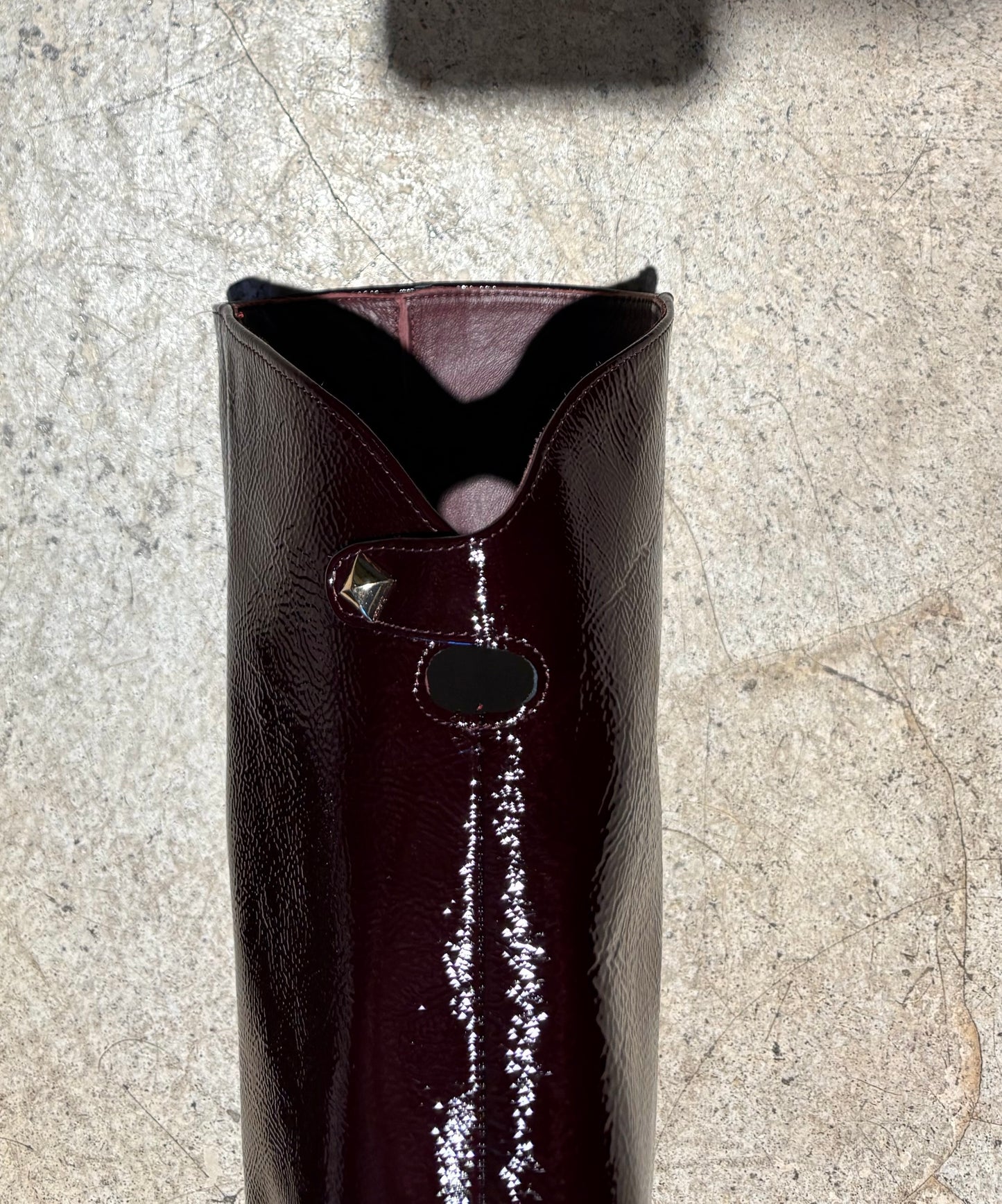 BAZAAR (N.M) - Bottes vernis bordeaux