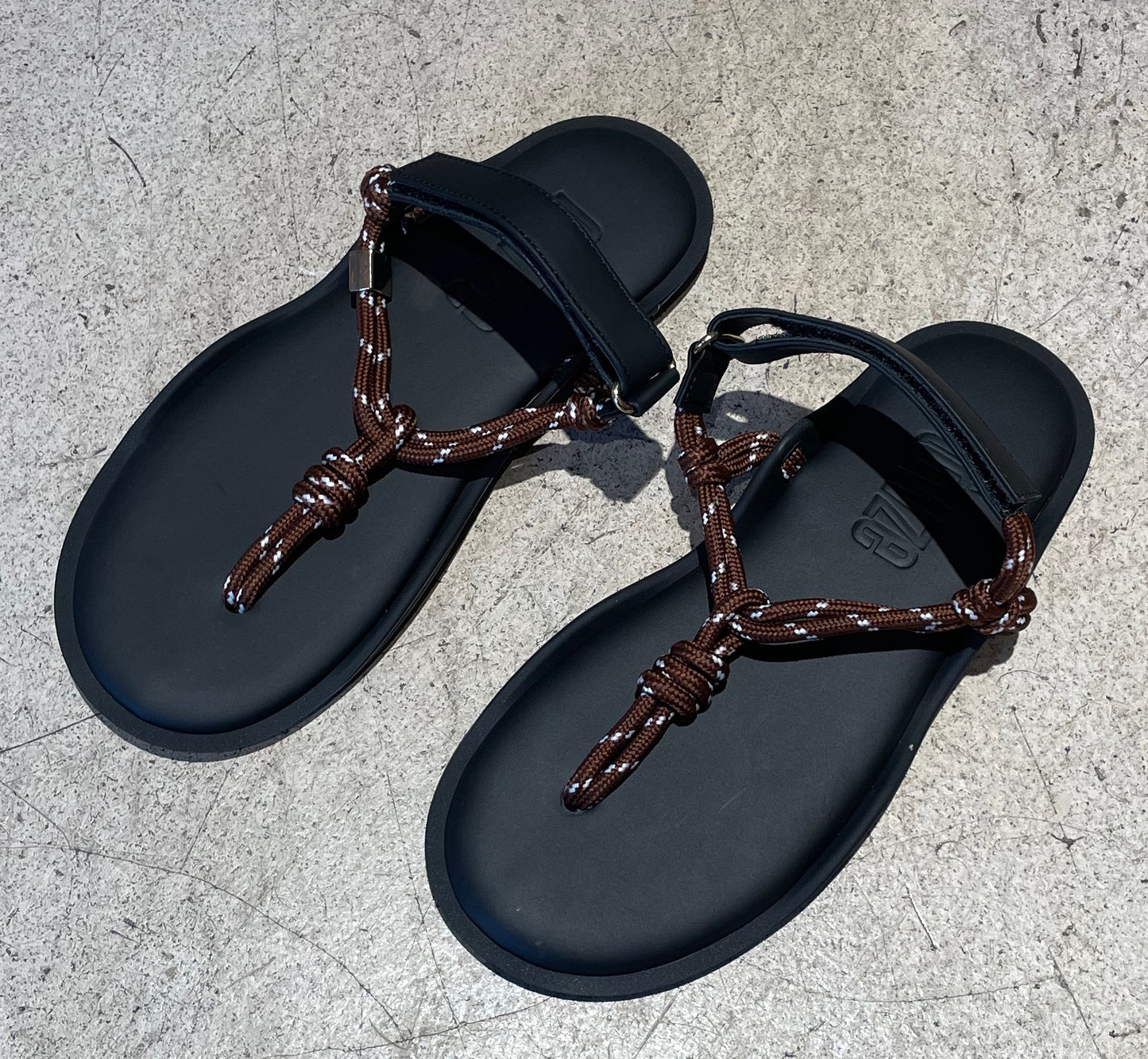 FLOWZE - Sandales- Marron