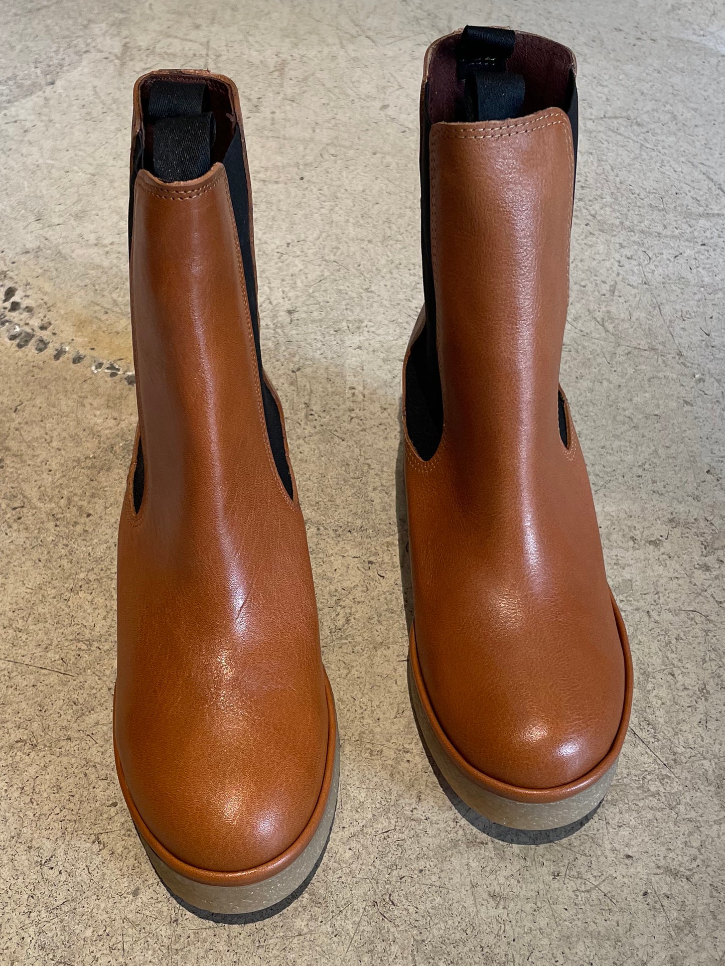 ANONYMOUS COPENHAGEN - Boots à semelles crêpe