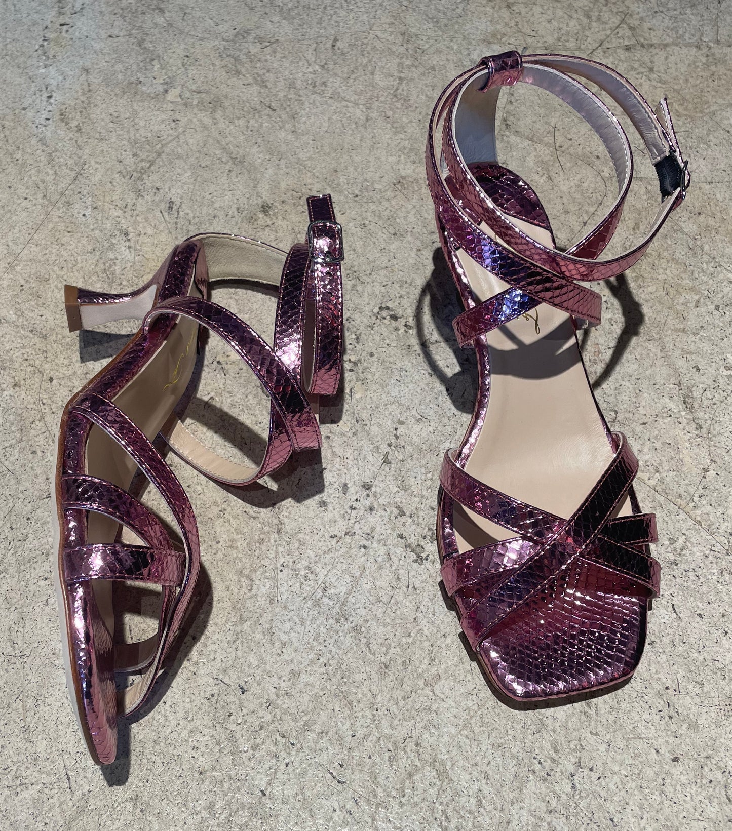 ANNA F - Sandales lamées rose