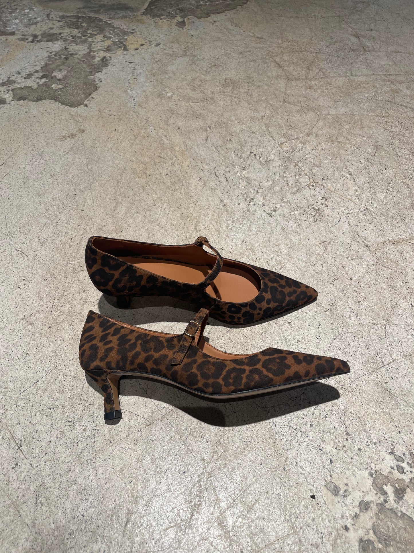 RIVECOUR - Escarpins à brides n°722