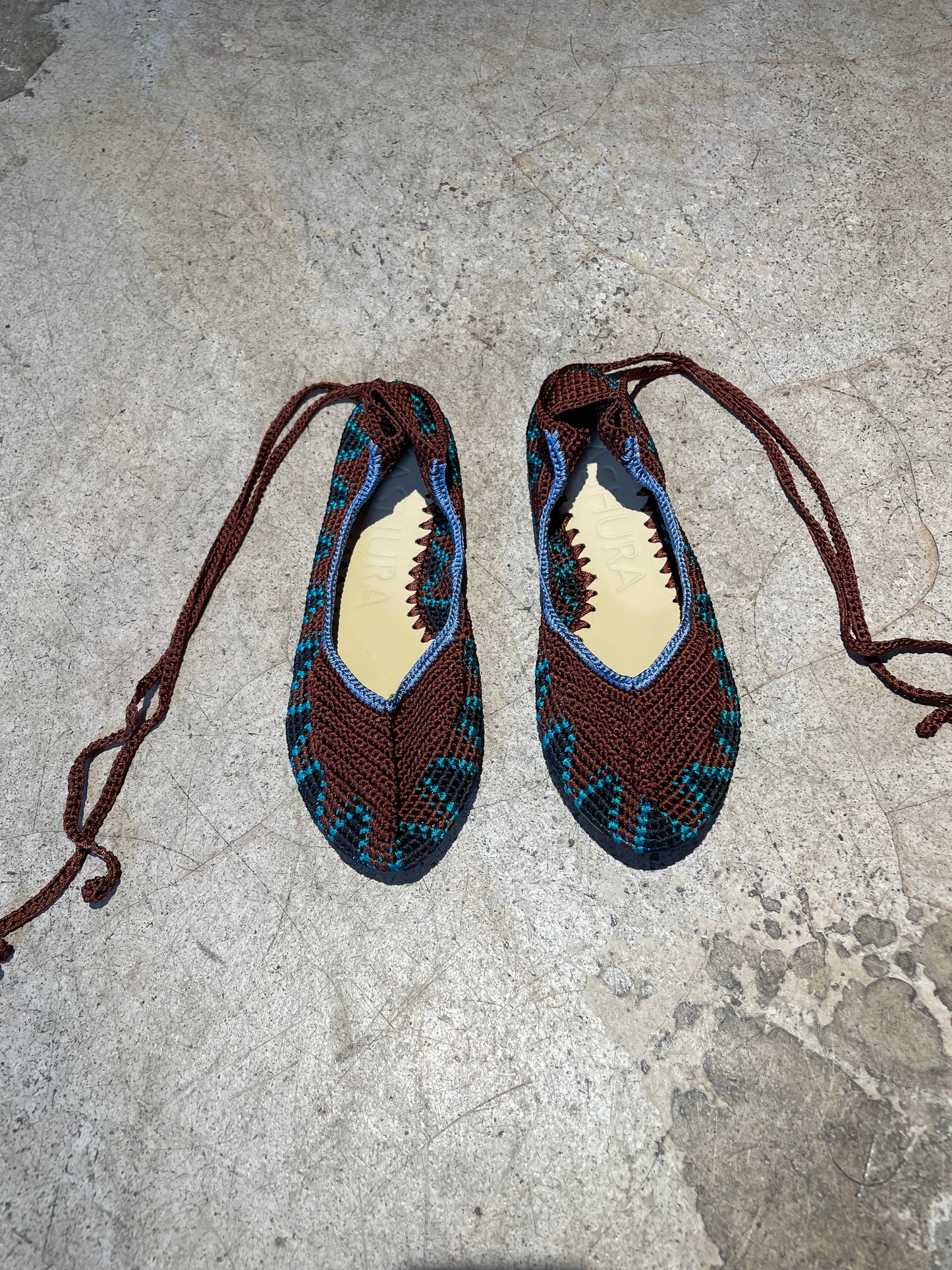 KASHURA - Ballerines à nouer marron