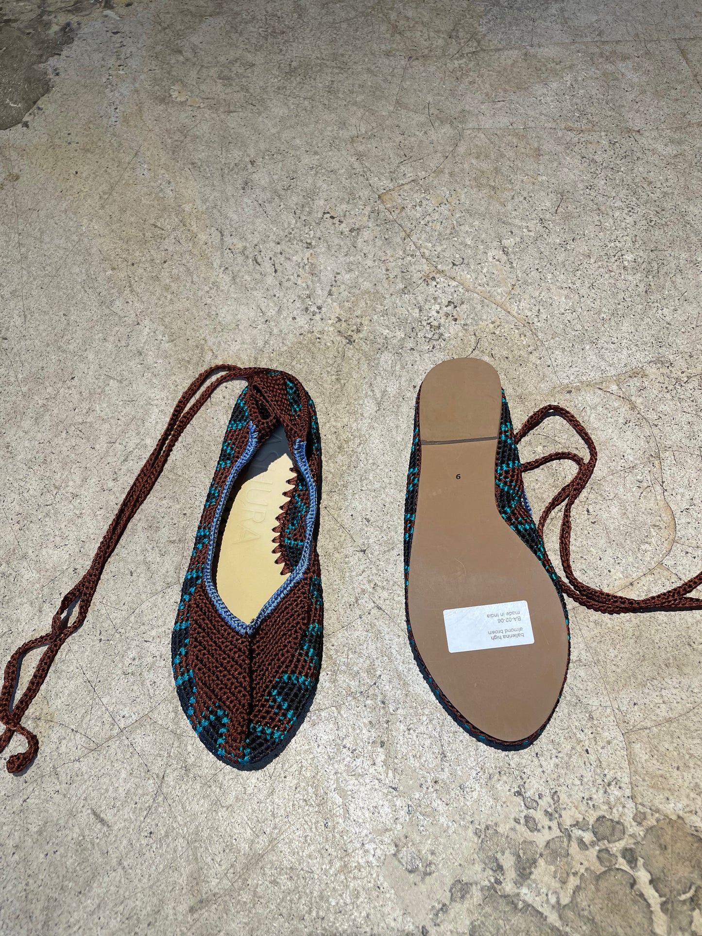 KASHURA - Ballerines à nouer marron