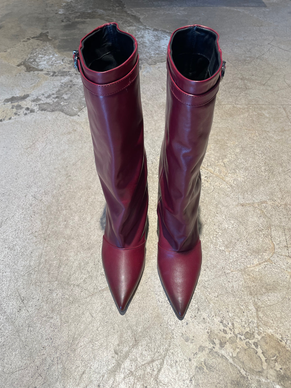 BAZAAR (N.M) - Bottes bordeaux