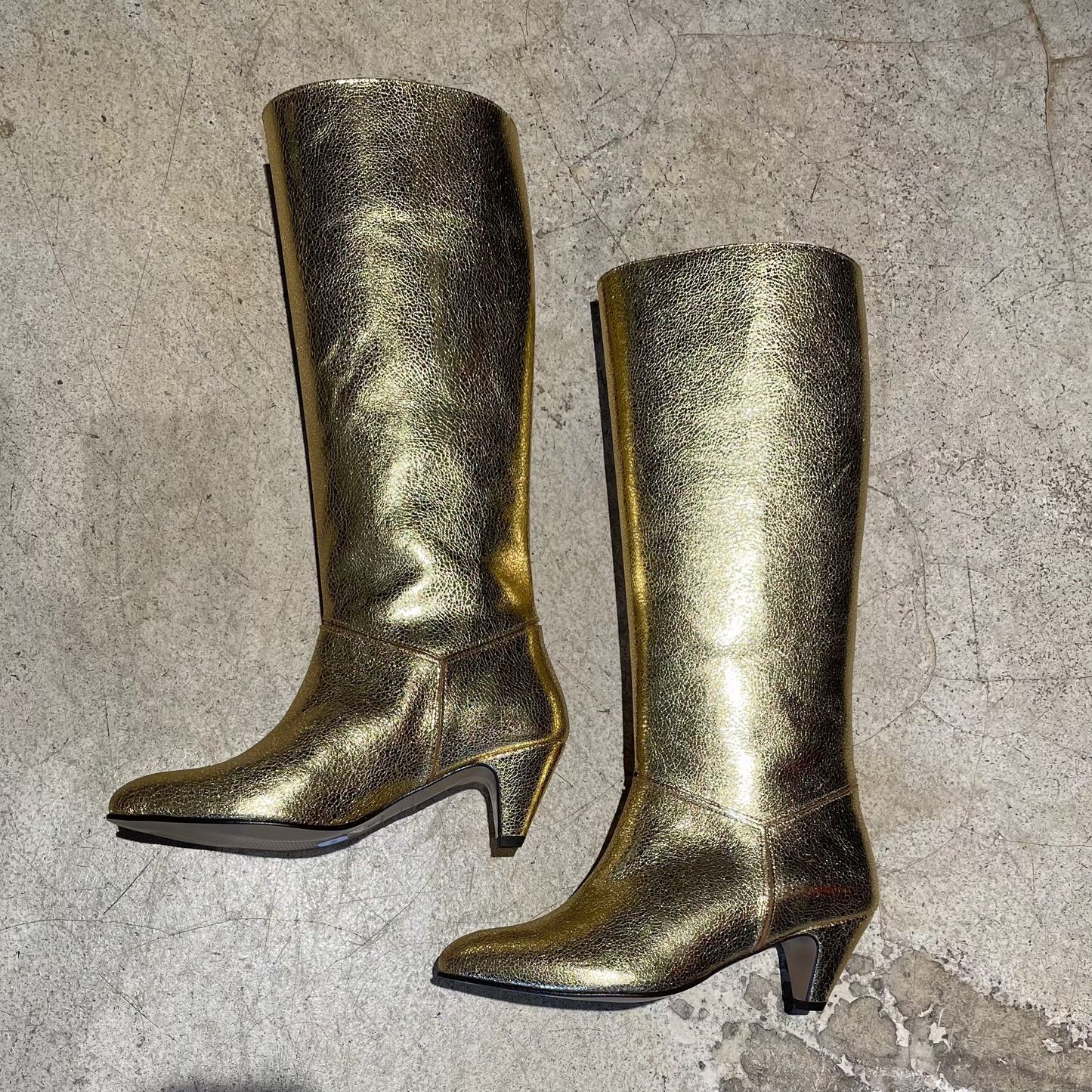 ANONYMOUS COPENHAGEN - Bottes cuir craquelé or